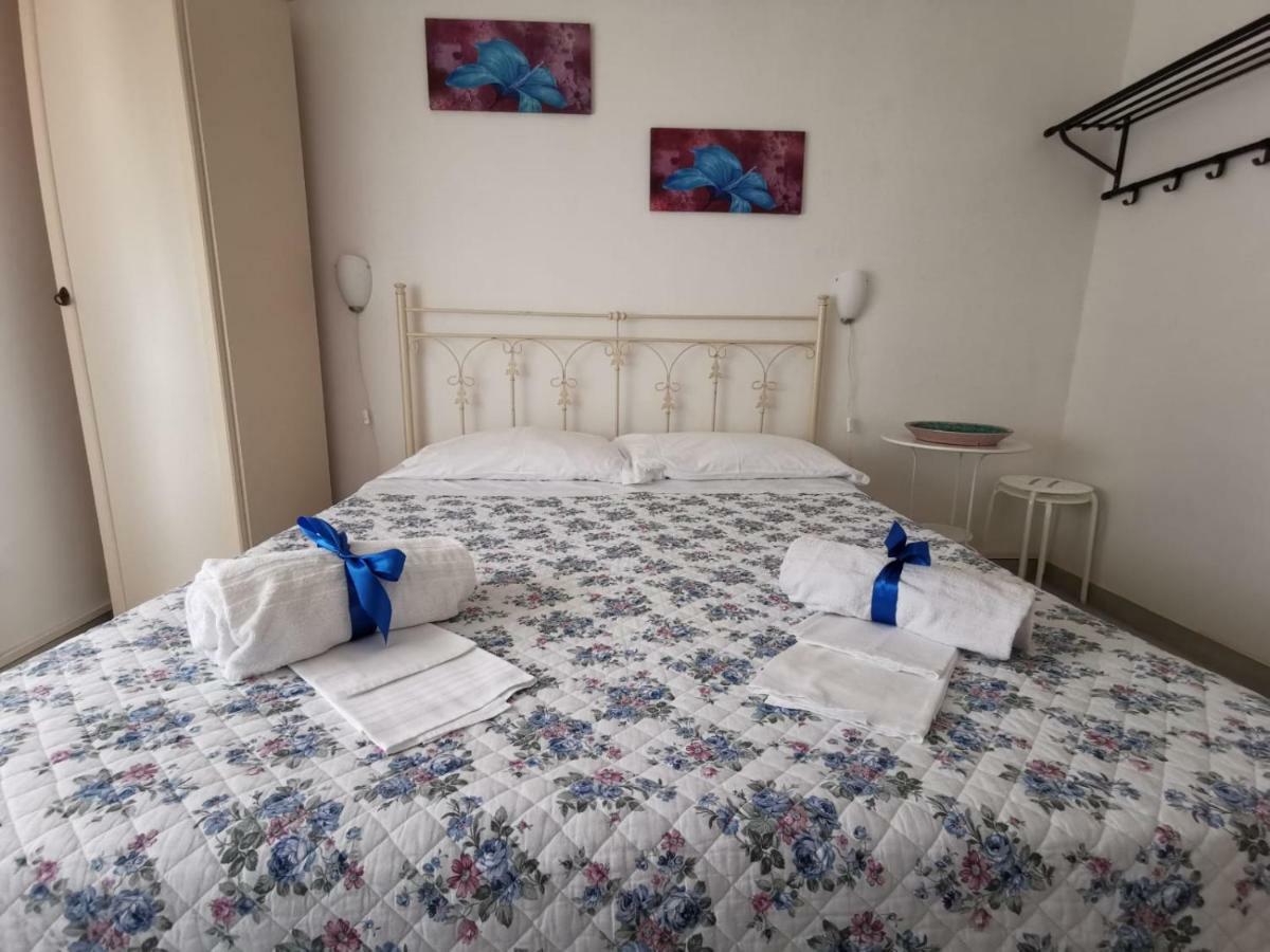 Midolo Bed & Breakfast *